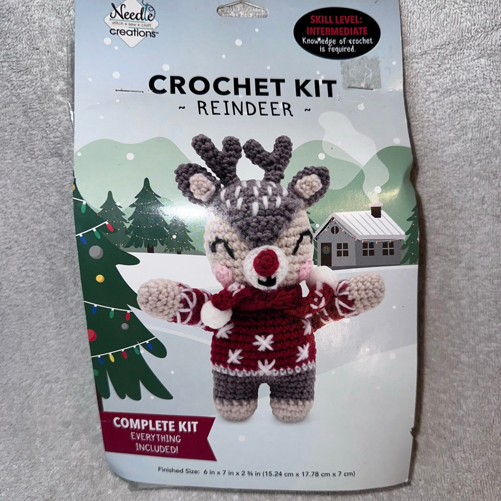 NIP Needle Creations Christmas Reindeer Crochet Kit Intermediate Level Craft Kit